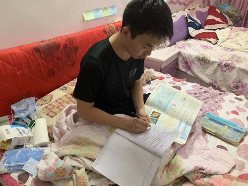【河南正阳】李俊辉:病魔面前不低头