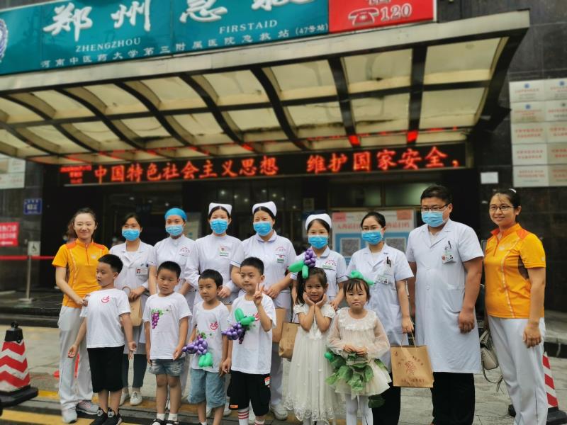 省二幼第三届葡萄节成长路上有爱同行